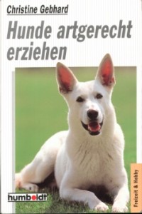 Rezensin Lettern.de - Christine Gebhard: Hunde artgerecht erziehen